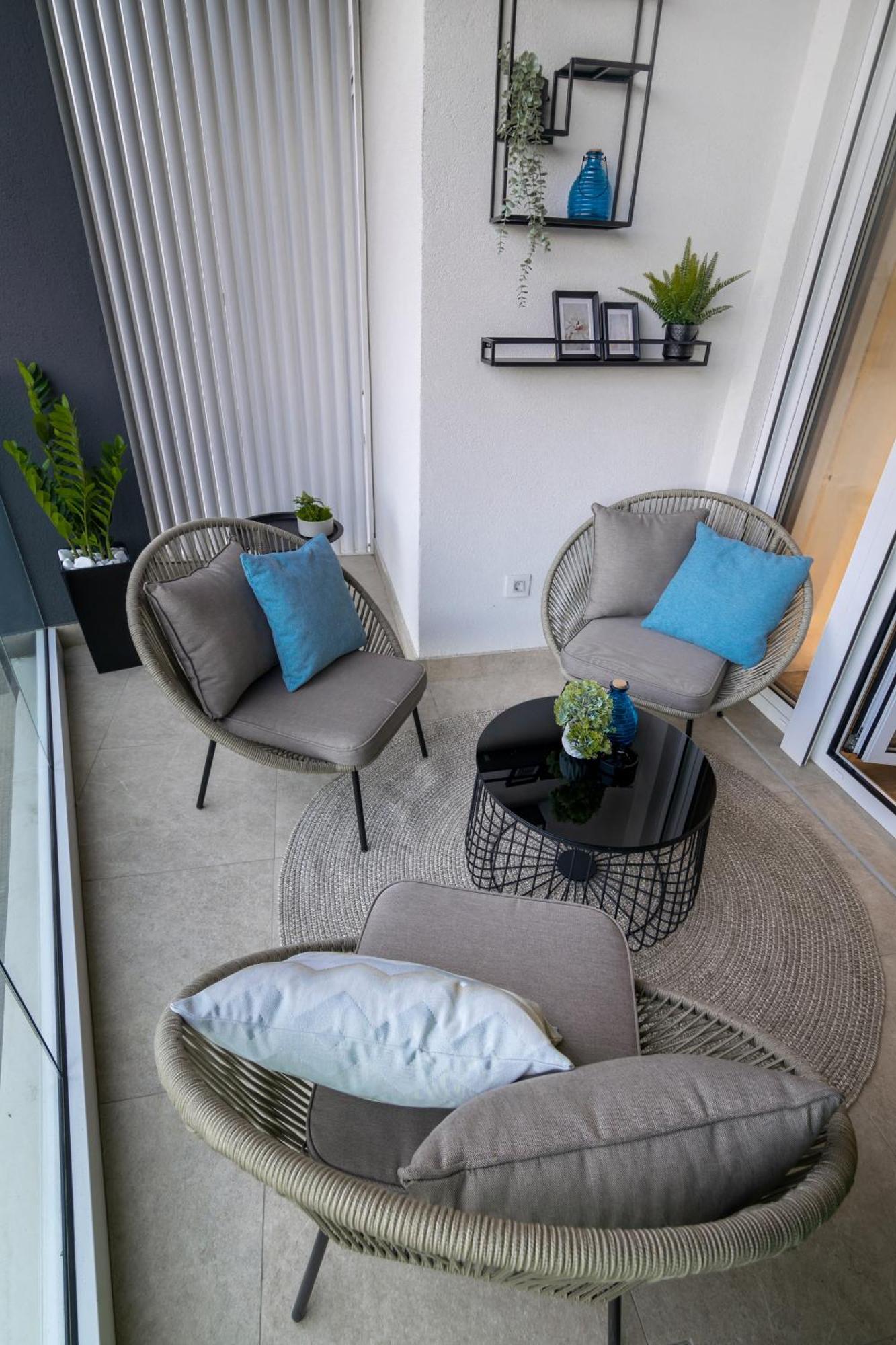 Apartment Melody *